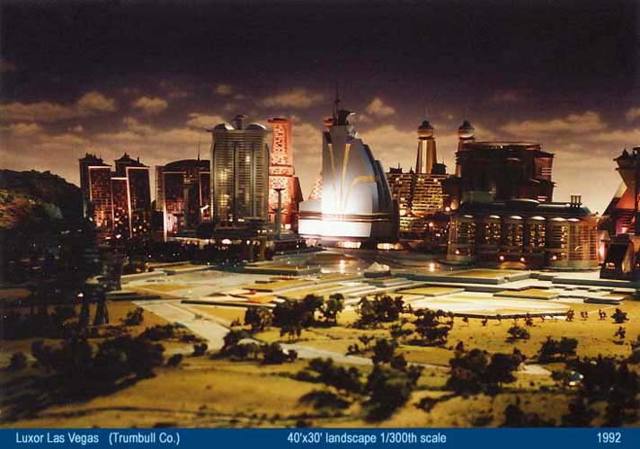 Luxor-01