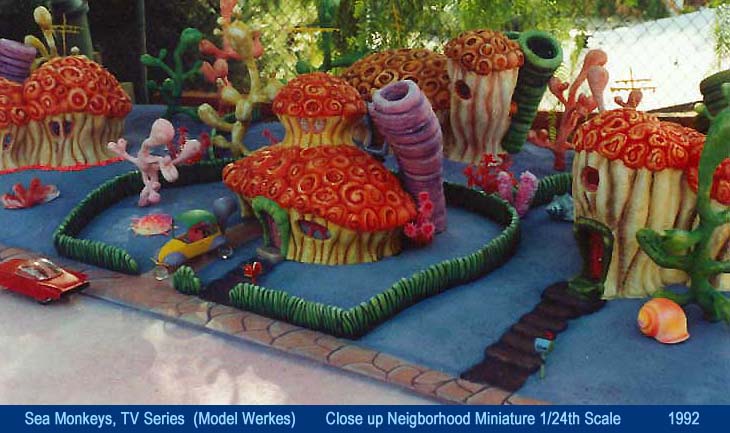 Amazing_Sea_Monkeys04